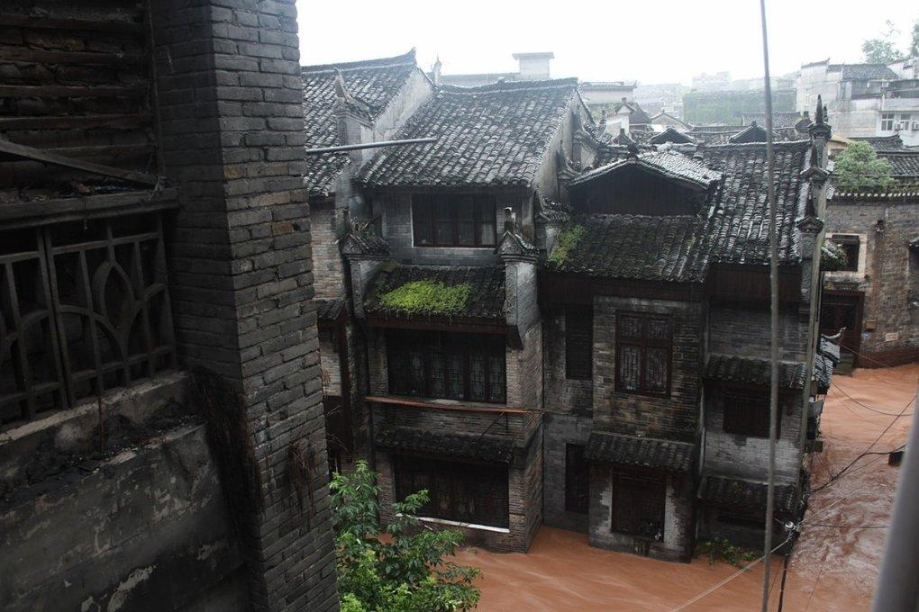 红海危机长期化?扼住世界贸易“咽喉”,也卡住了埃及财路